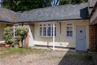 Elegant Village Stay | Parking + EV Charger - B&B Market Harborough