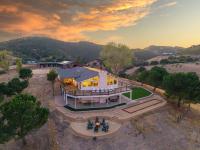 Valley Vista - 7-acre Wine Country Ranch, Sweeping Views, Close to Downtown! - Chambres d'hôtes Paso Robles