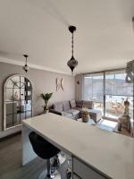 Vibe Oriente Spot Ski Cama king Terraza y Piscina - B&B Santiago del Cile