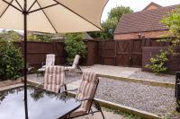 Cosy 2 BR cottage / parking / garden - Bed and Breakfast Woodhouse