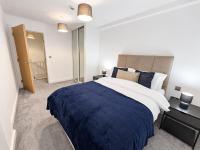2BR Salford Haven with Balcony in Greater Manchester - B&B Manchester