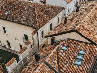L'Aquila Home - Ampi Spazi, Centro a Piedi e Parcheggio Libero - B&B L'Aquila