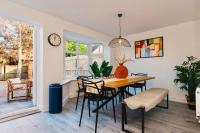 Spacious 5 bed House/sleeps 9 with parking - Ferienwohnung Sileby