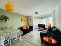 Immaculate Central Retreat with Free Private Parking - B&B Edinburgh