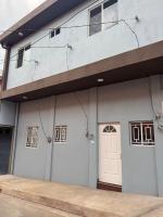 Cozy 2BR Apt in Santa Ana, AC, Parking & Wifi - Bed and Breakfast Santa Ana