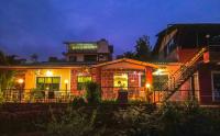 The Valley Sereno 4BHK With Private Pool Villa - Bed and Breakfast Mahabaleshwar