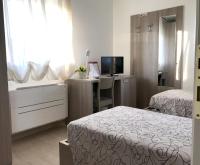 Large Double or Twin Room