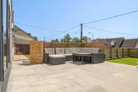 Lantern House Sleeps 11 Historic Wells - B&B Wells