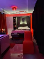 Arlove Room, Love Room privative avec jacuzzi à Arlon - Ferienwohnung Arel