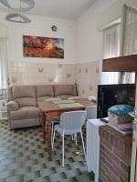 intero appartamento con giardino e colazione Dario - Chambres d'hôtes Parme