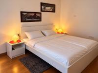 LEHOS Central Apartment - B&B Subotica