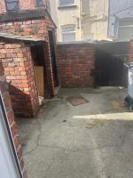Contractors and professionals - B&B Stalybridge