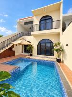 Villa Istana Damar - B&B Tutugan