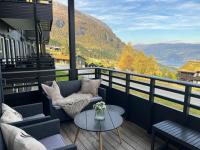 Stunning Views - Ski In Ski Out - Big & Modern Cabin - B&B Reino de Voss