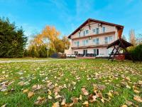 Zöldpart Villa - Ferienwohnung Balatonszarszo