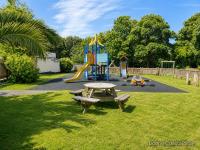 Tudor Cottage, 31 Tudor Court - Bed and Breakfast Hayle