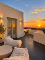 Exclusive Suite with Private Terrace, Hot Tub and Sea View
