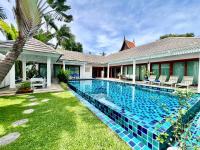 Baan Tai Tara 3, Private Pool Villa by Ban Tai Beach - B&B Ban Bang Po