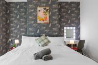 Whole home 5BR Sleeps 8 Free Parking Fast wifi - Ferienwohnung Tyldesley