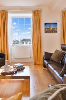 Prime Royal Mile - Cityscape Views - 2-Bed Apartment - B&B Edinburgh