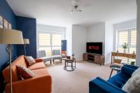 NORTHAMPTON PREMIUM LIVING, Spacious 4 Bedroom House, Sleeps 9, SUPER KING BEDS, Private Parking, Near SIXFIELDS & M1 - Ferienwohnung Northampton