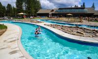 Elegant home with pool private hot tub game room deck & SHARC passes - Bed and Breakfast Sunriver