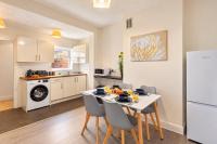 Kensington 2BR House 3 Beds nr Hospital and Uni - Ferienwohnung Liverpool
