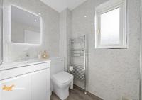 3BR Home in Kilmarnock Sleeps 6 - B&B Kilmarnock