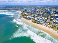 Fully airconditioned, pet friendly, 5mins to beach - Bed and Breakfast Caloundra