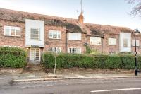 Modern flat near Pitshanger Park - Ferienwohnung London