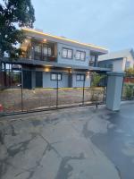 La Casa Flats - Bed and Breakfast Dos de Mayo