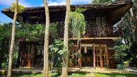 The Red Hen Homestead - Bed and Breakfast Batangas