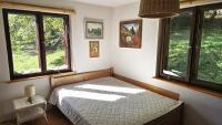 Dom w Uhryniu - Ferienwohnung Uhryń