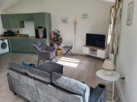 Lodges By The Willows - B&B Stow