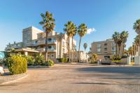Luxury Apartment | Pool & Beach - B&B Portimão