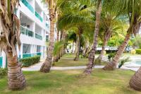 Punta Cana 2BR - 3 Min to Bibijagua Beach - 3 Pools - B&B Punta Cana