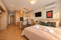 Modern Apartment with Balcony & Free Parking - B&B Bratislava