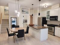 Furnished Downtown Suite w Fireplace, Master Ensuite & Private Balcony - B&B Vancouver
