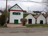 Pincesor Apartman - B&B