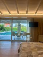 Junior Suite con Vista Piscina 