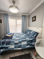 Villa Dubaai 2 Batchlor Flat - B&B Mossel Bay