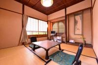 Familienzimmer im japanischen Stil mit Gemeinschaftsbad