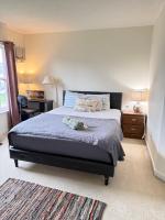 Wonderful room in great neighborhood near Downtown - B&B Richmond