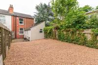 4 Bed House & Drive, Moseley, Birmingham - Bed and Breakfast Birmingham