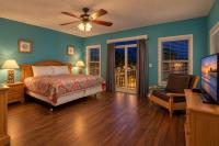 Oversized 5 Bedroom Beach Home with Private Pool! Sleeps 22 Guests! Ocean Breeze Cottage 705 Unit 1 - Ferienwohnung Myrtle Beach