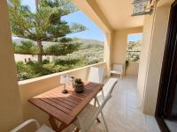Karadinos Apartment - B&B Stilos