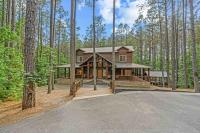 Low Rider Lodge - Backs to Pine Forest and ATV Trail Access from Driveway - B&B Broken Bow