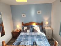 Cosy house for business travel and pleasure - Bed and Breakfast Bickershaw
