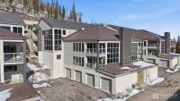 The Lofts #8d - Right by Ski Lifts - B&B Brian Head