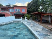 Domaine Terranadee - Grande Villa et Bungalows dans un Jardin créole avec Piscine et Vue Panoramique - Ferienwohnung Fiague
